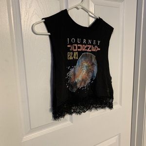 woman’s crop top